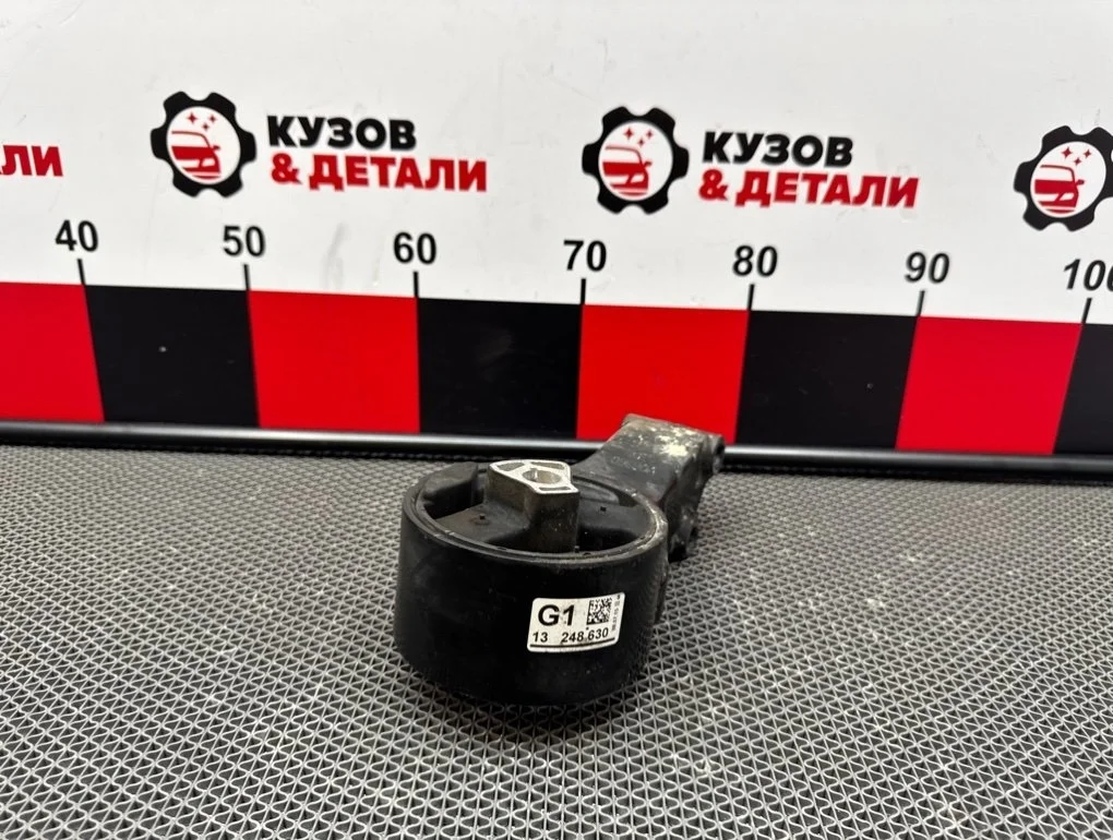 Подушка двигателя задняя Opel Insignia
