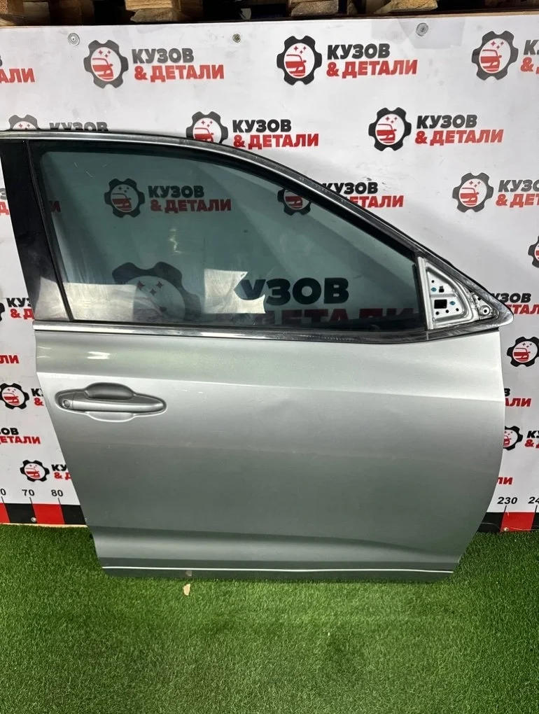 Дверь боковая передняя правая Toyota highlander