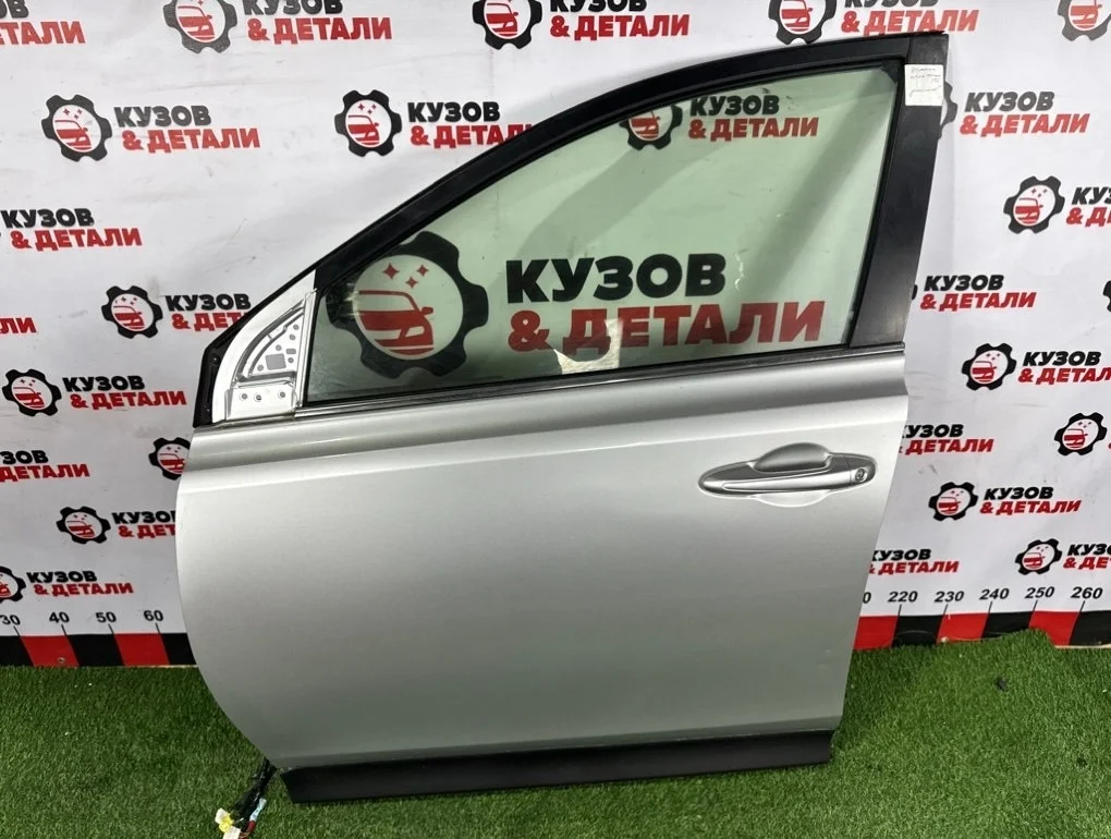 Дверь боковая передняя левая Toyota RAV4 XA40