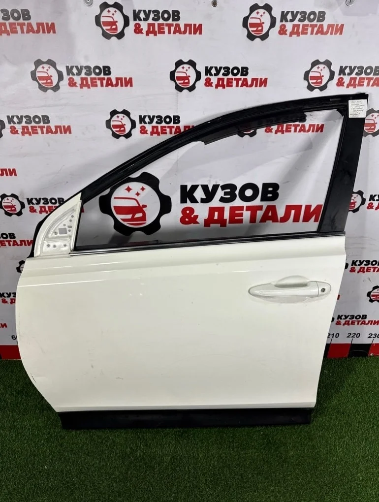 Дверь боковая передняя левая Toyota RAV4 XA40