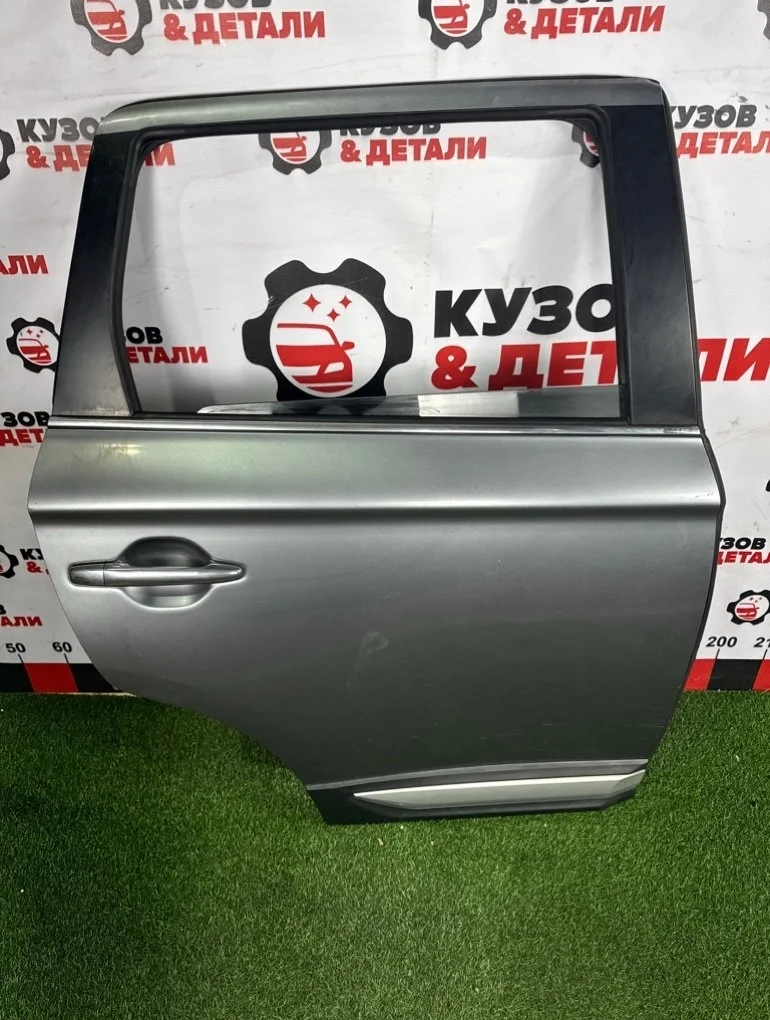 Дверь боковая задняя правая Mitsubishi Outlander 3