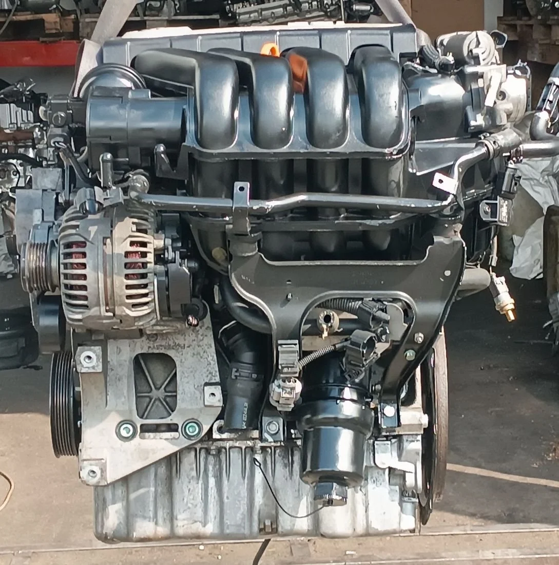 Двигатель Audi A3 2010 2000 Бензин FSI АКПП  BVY, BLR, BLY,  BVZ, BLX