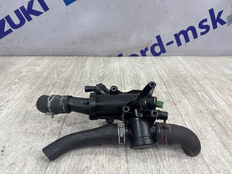 Корпус термостата FORD GALAXY 2010