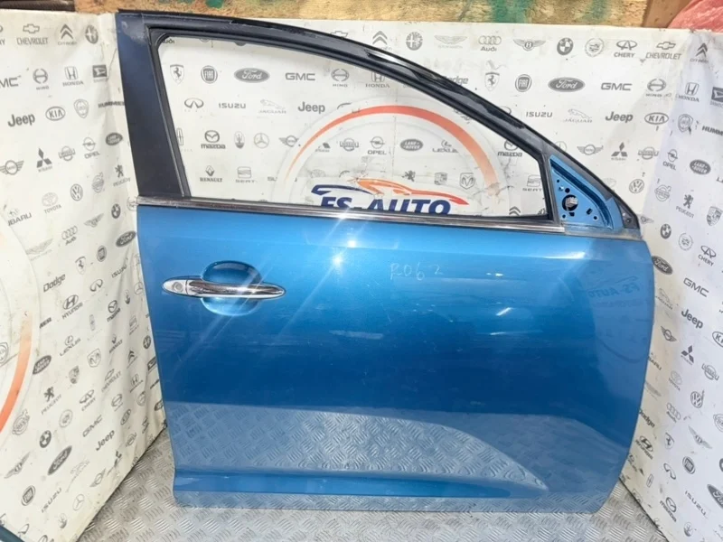 Дверь боковая Kia Sportage 3 2013 760043W000 SUV 2.0 D4HA, передняя правая