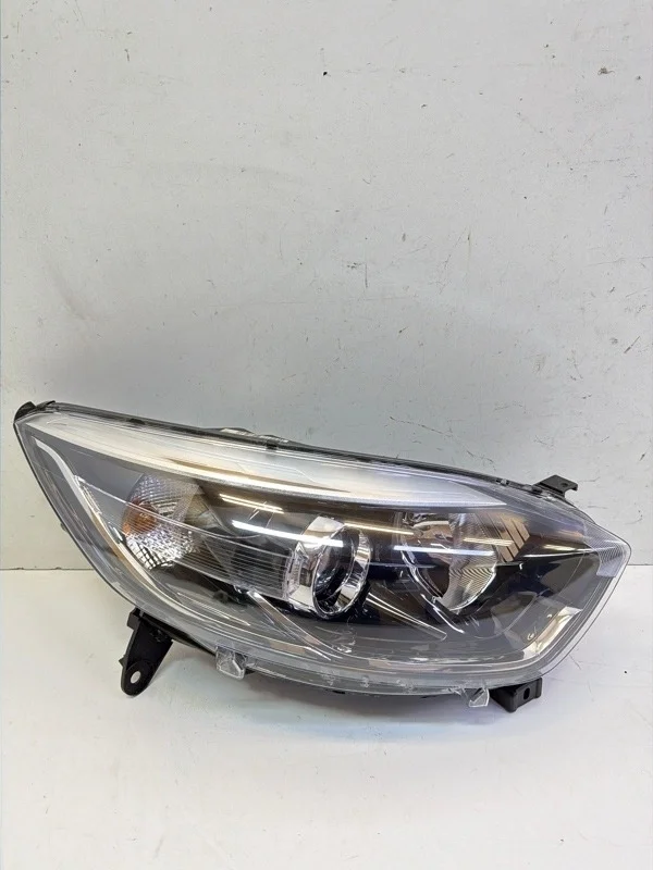 Фара Renault Kaptur 2016-2026