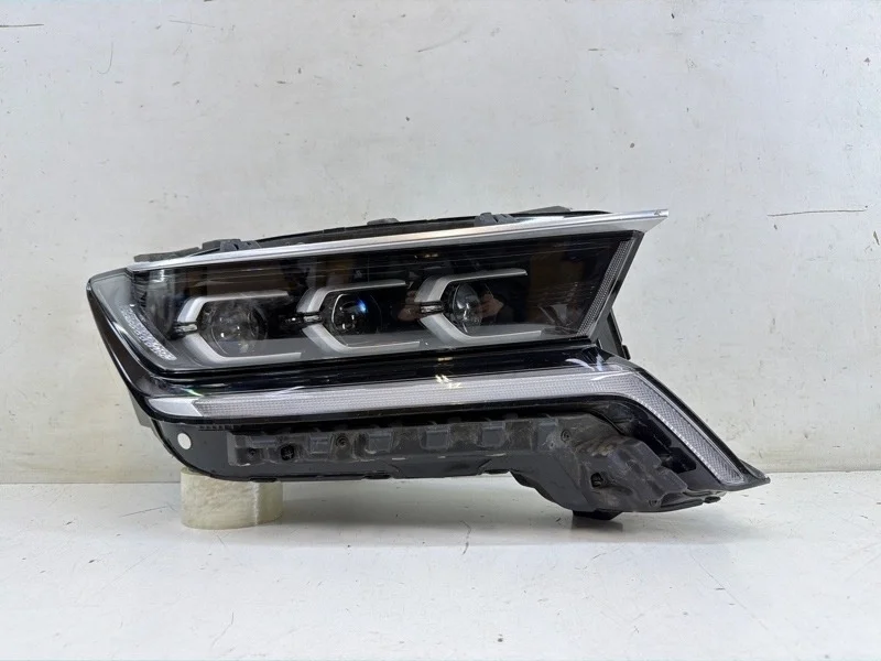 Фара Kia Sorento 2020-2023 4