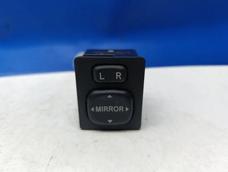 Блок кнопок корректора зеркал Toyota Corolla 2007 8487252030 E120 1.6 3ZZ