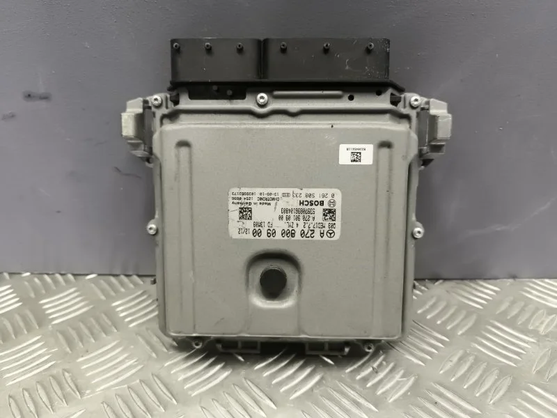 Блок управления двигателем Mercedes-Benz A-Class 2013 A2709000900 W176 270.910