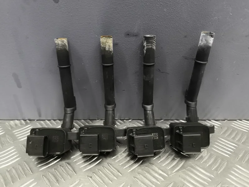 Катушка зажигания Mercedes-Benz A-Class 2013 A2709060500 W176 270.910