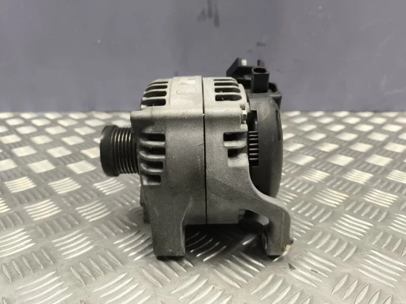 Генератор BMW X1 2012 12317605061 E84 N20B20A