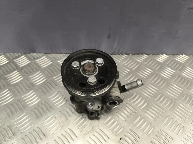 Насос ГУРа BMW X1 2012 32416798865 E84 N20B20A