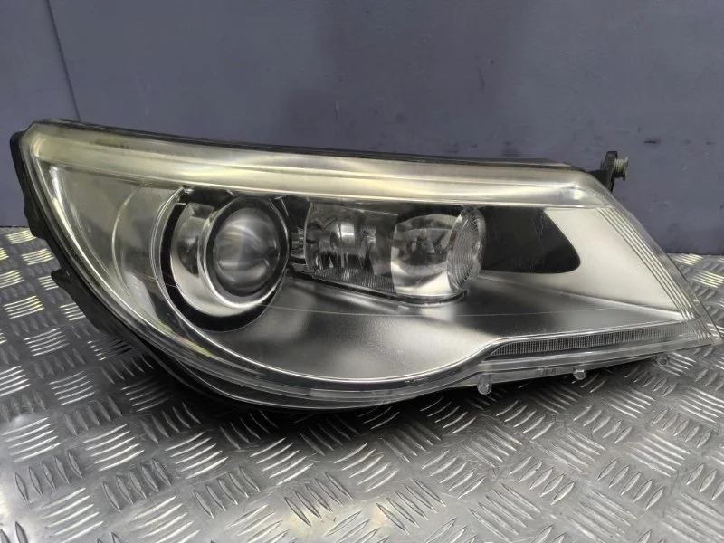Фара правая volkswagen Tiguan 2009 5N2941040H 5N1 CAWA