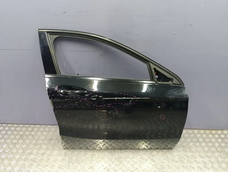 Дверь передняя правая Mercedes-Benz A-Class 2013 A1767200205 W176 270.910