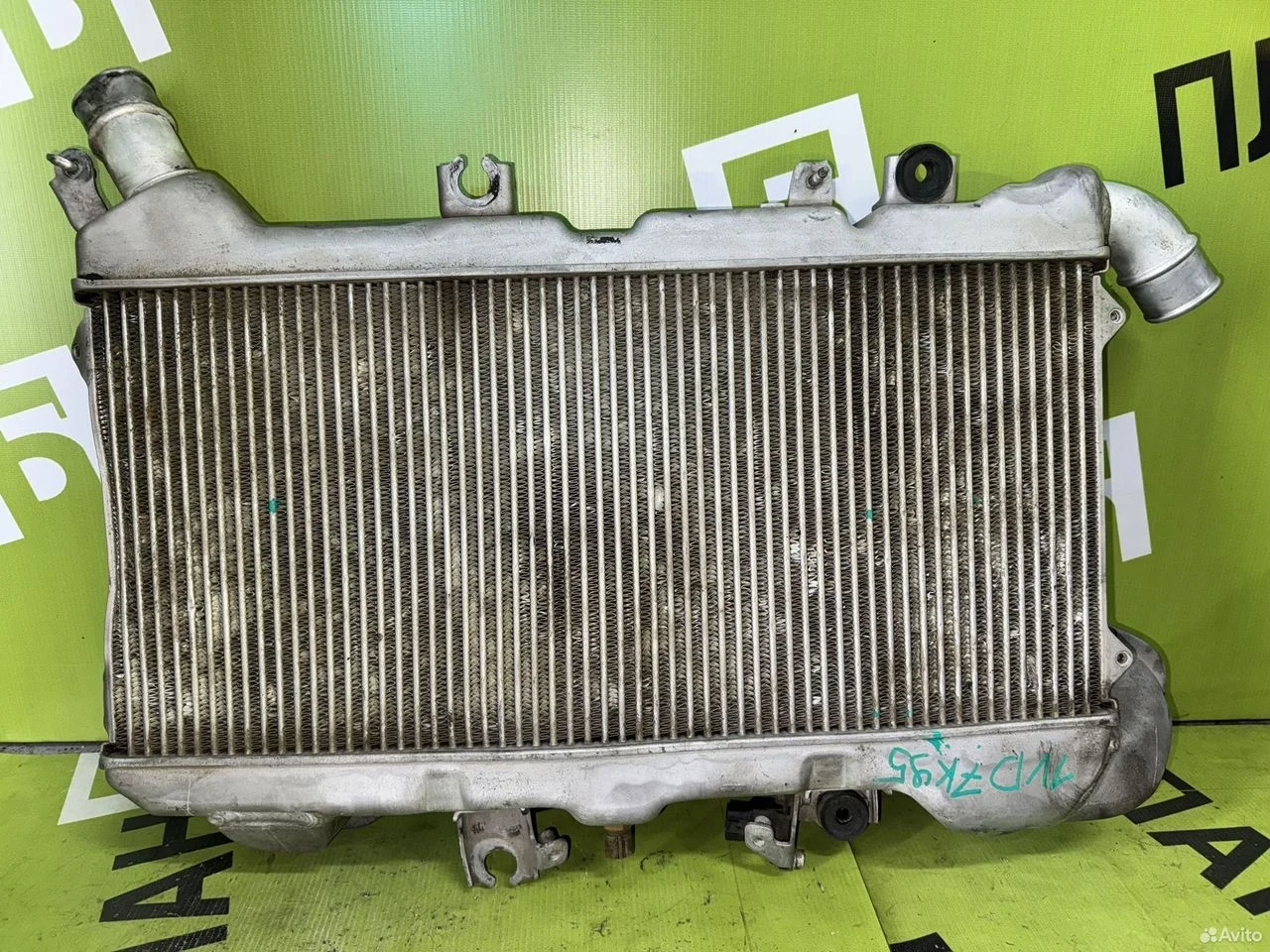 Радиатор интеркулера toyota land cruiser 200 4.5l