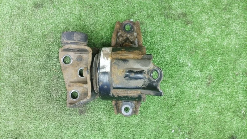 Опора кпп Hyundai IX35 2013