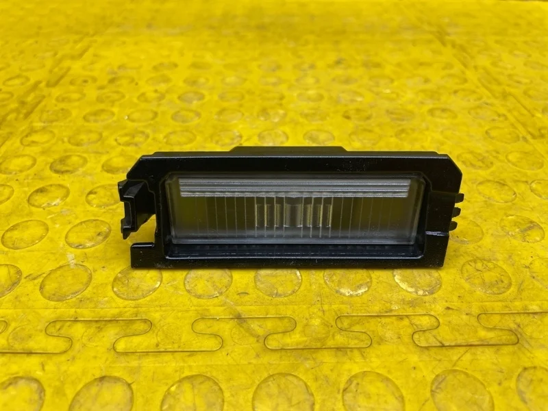 Подсветка номера Kia K5 2020 92501F6000 DL3 G4FP, левая