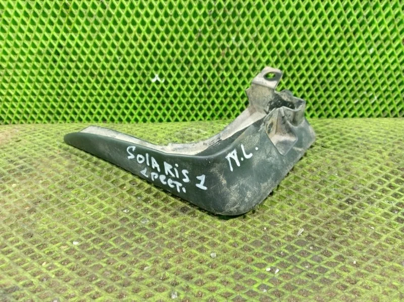 Брызговик передний левый Hyundai Solaris 1 2016 868311R000 СЕДАН G4FA