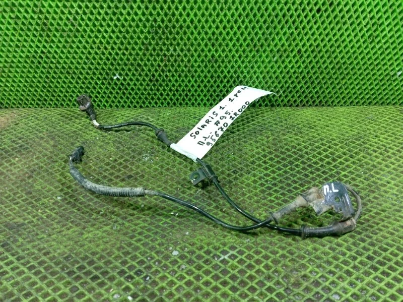 Передний левый датчик ABS Hyundai Solaris 1 2016 956701R000 СЕДАН G4FA