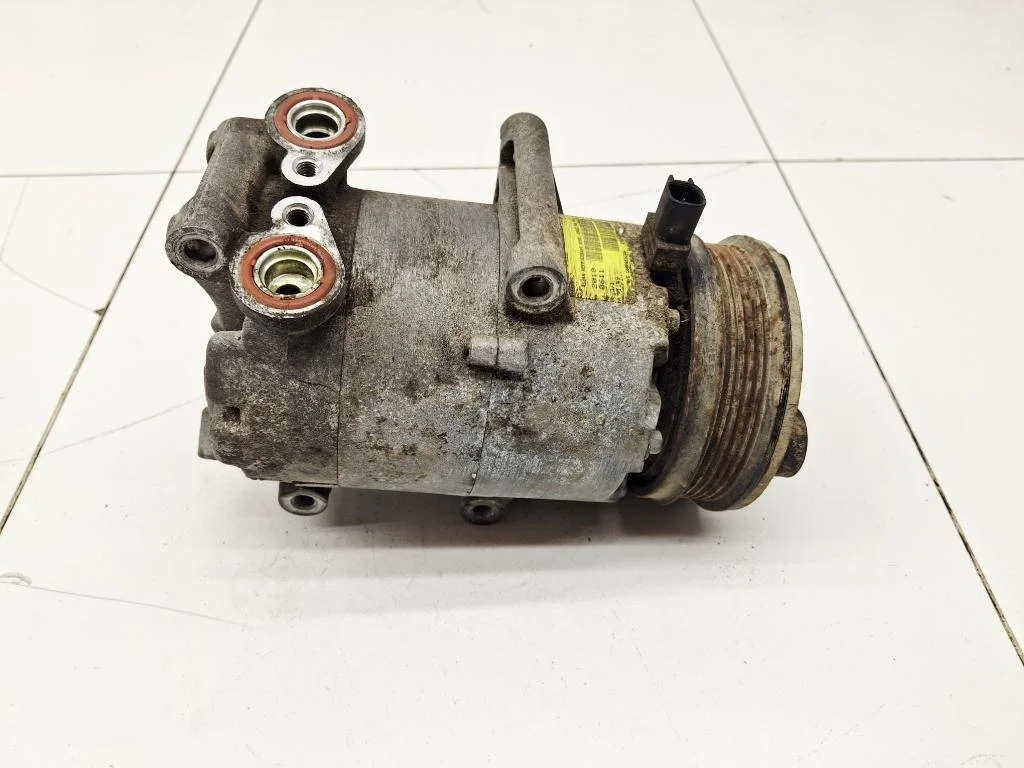 Компрессор кондиционера Ford Focus 2