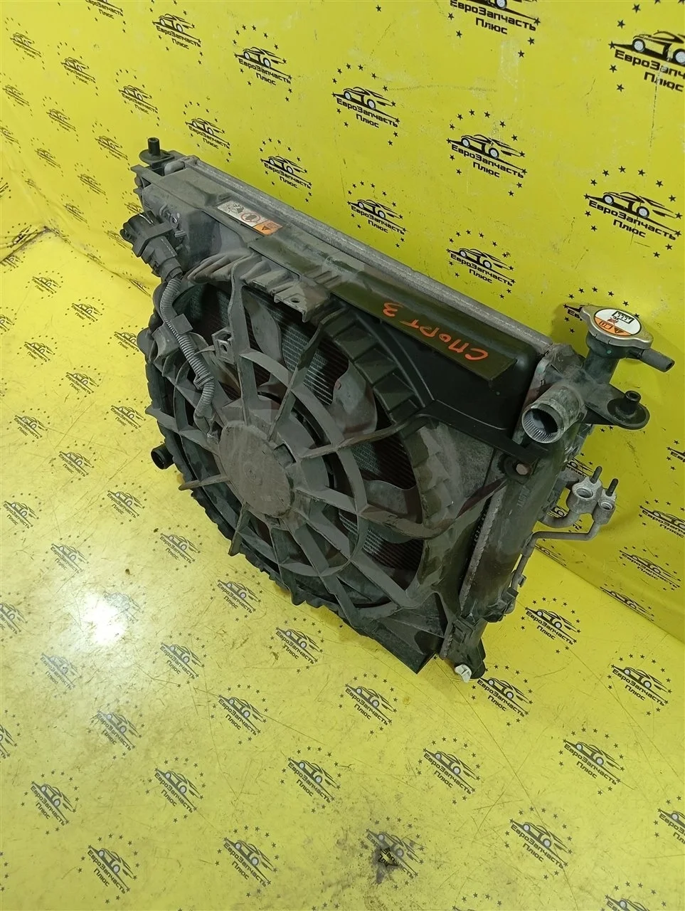 Кассета радиаторов Kia Sportage 253102Y500 SL