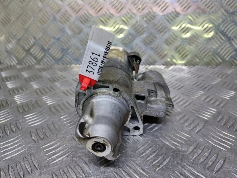 Стартер Mercedes-Benz