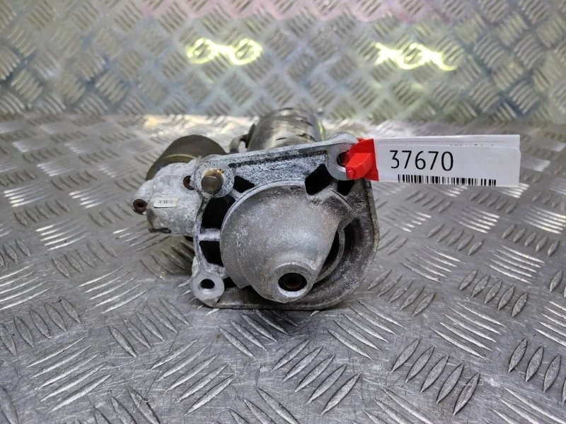 Стартер Volvo