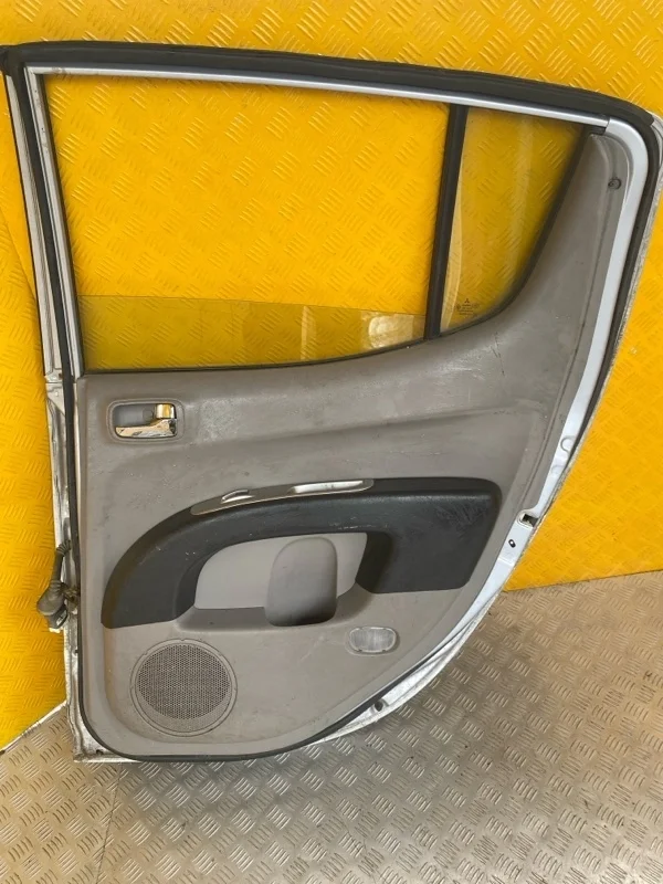 Обшивка двери задняя правая Mitsubishi L200 (2006-2015) 2006 7222A290HA ПИКАП 2.5 D 4D56