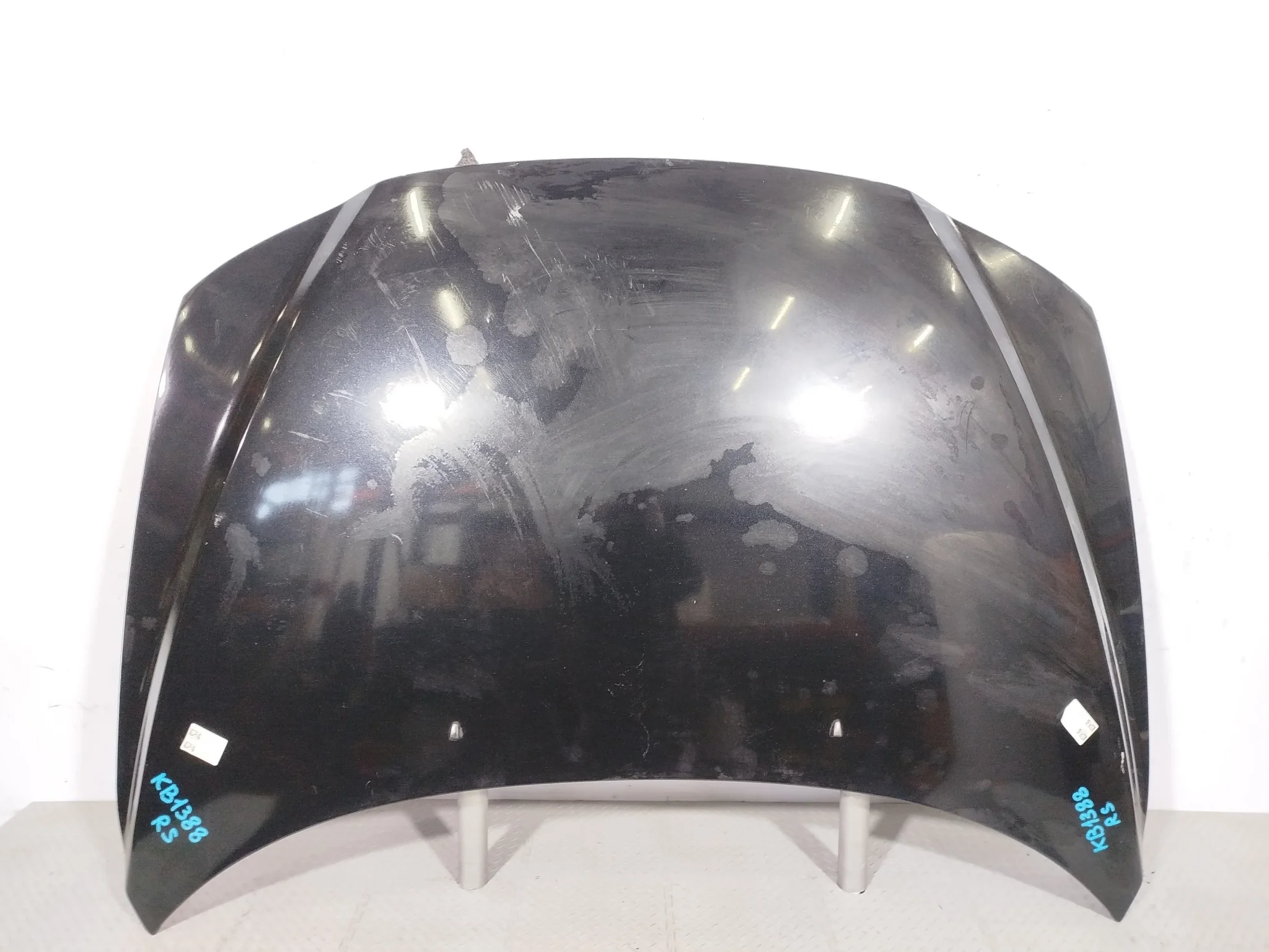 КАПОТ VOLVO S60 V70 XC70 30796490 черный KB1388