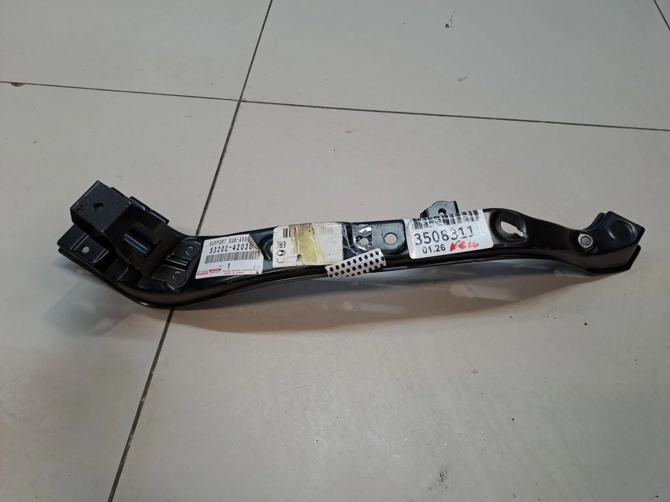 Кронштейн панели радиатора правый для Toyota RAV 4 2013-2019