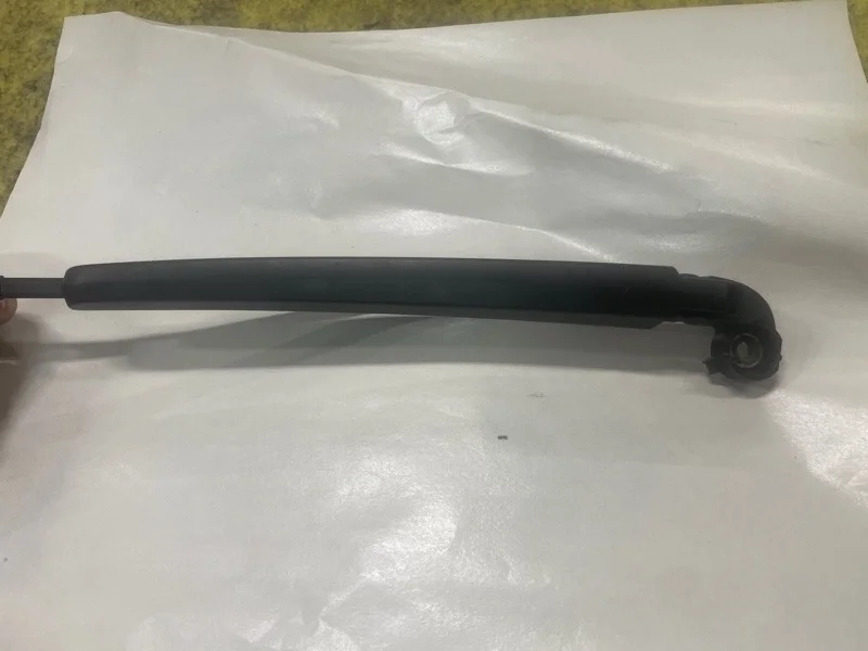 Поводок стеклоочестителя Porsche Cayenne 2014 958