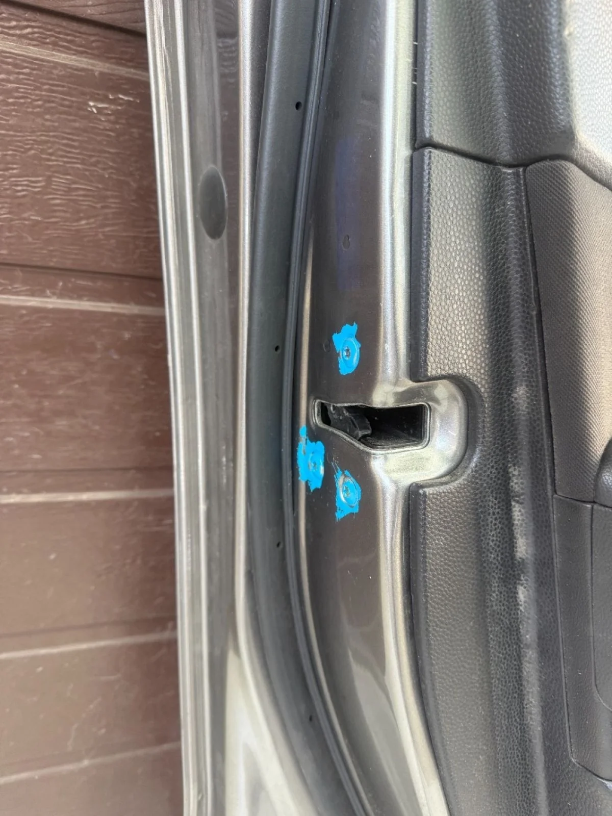 Замок двери передней левой Kia Soul II (2013—2016)