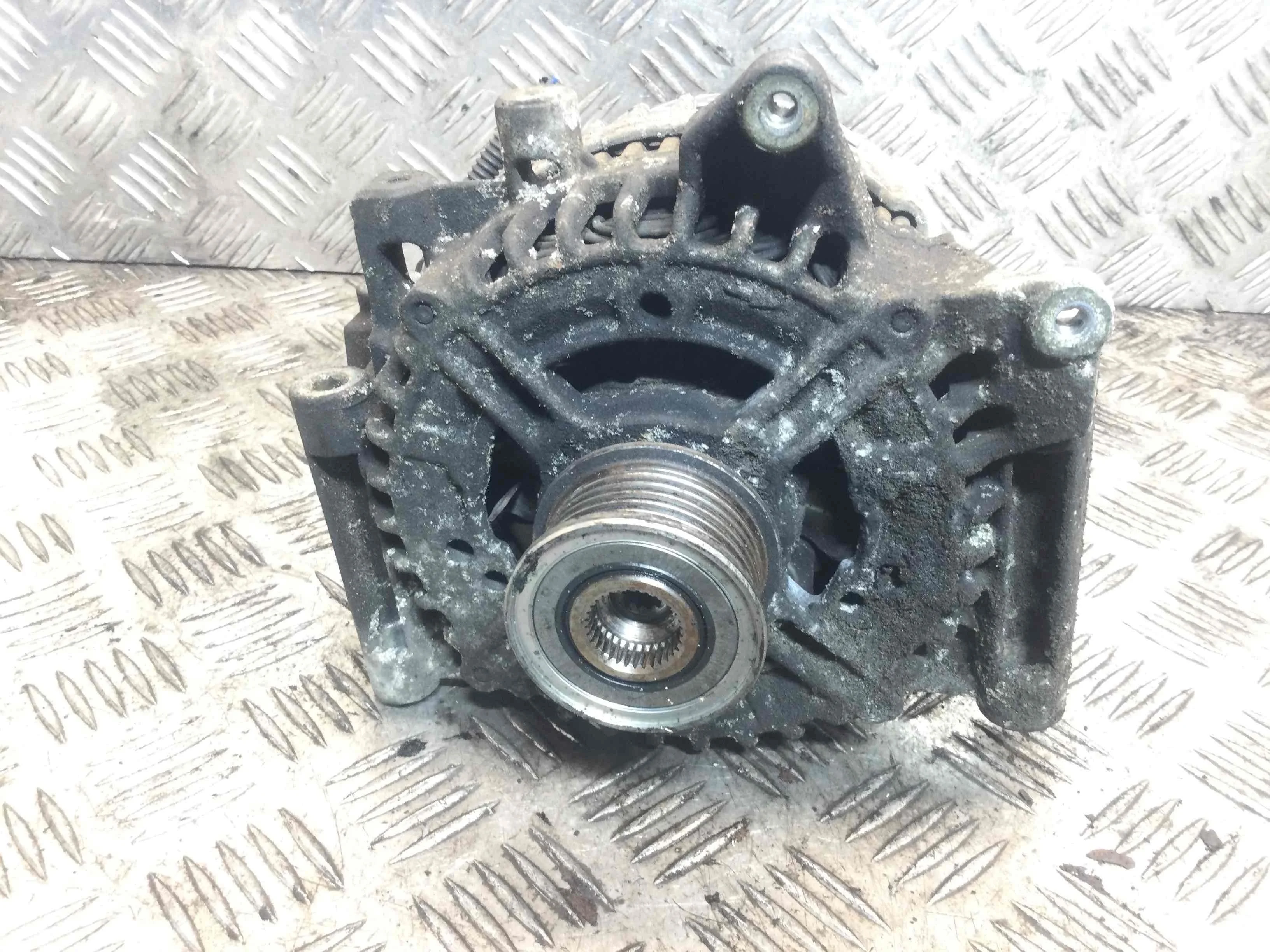 Генератор Mercedes C-klasse W204/S204 (2007-2012) дизель 2.2 CDI Автомат Седан