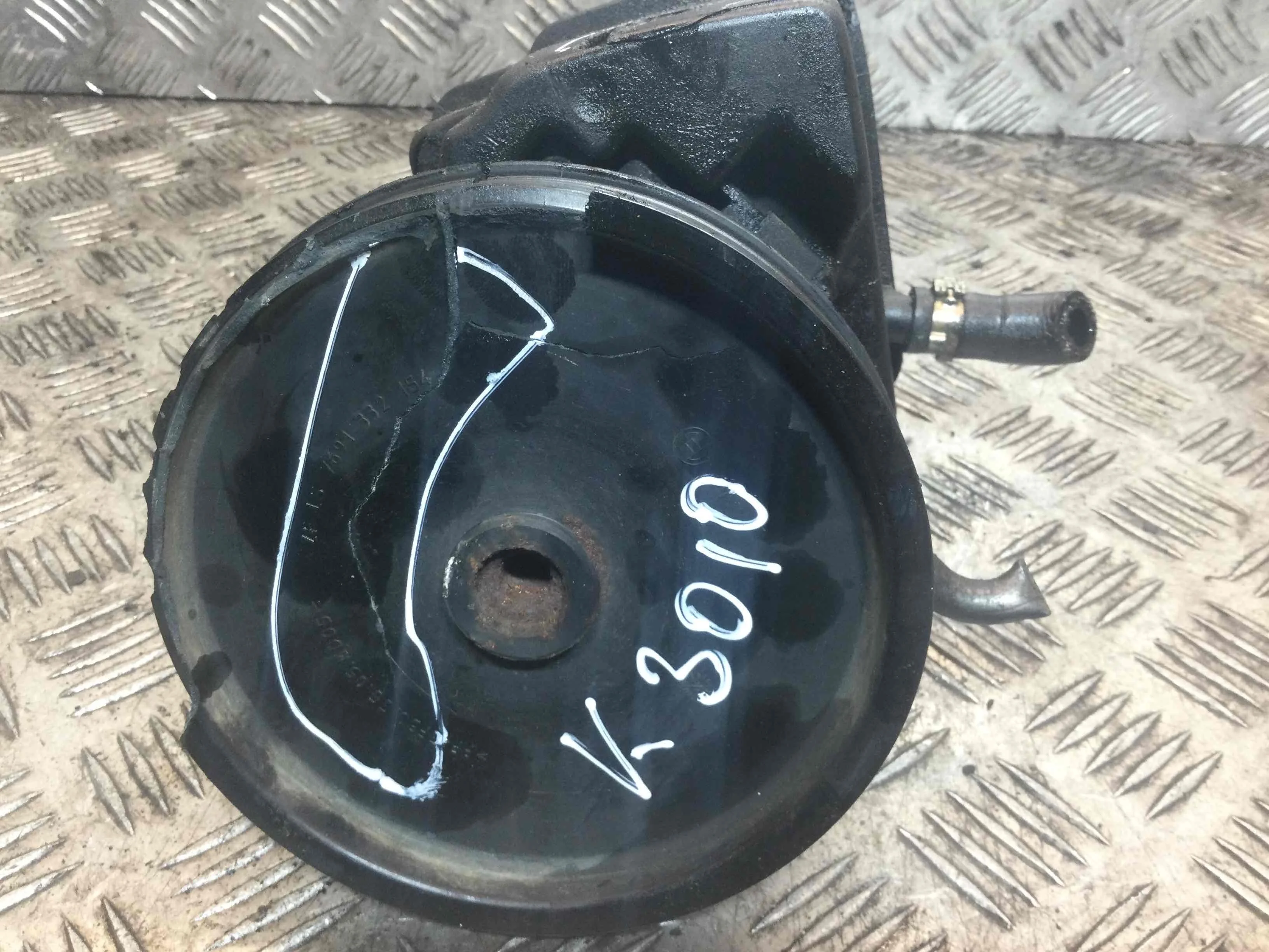 Насос гидроусилителя руля Mercedes C-klasse W204/S204 (2007-2012) дизель 2.2 CDI Механика Седан