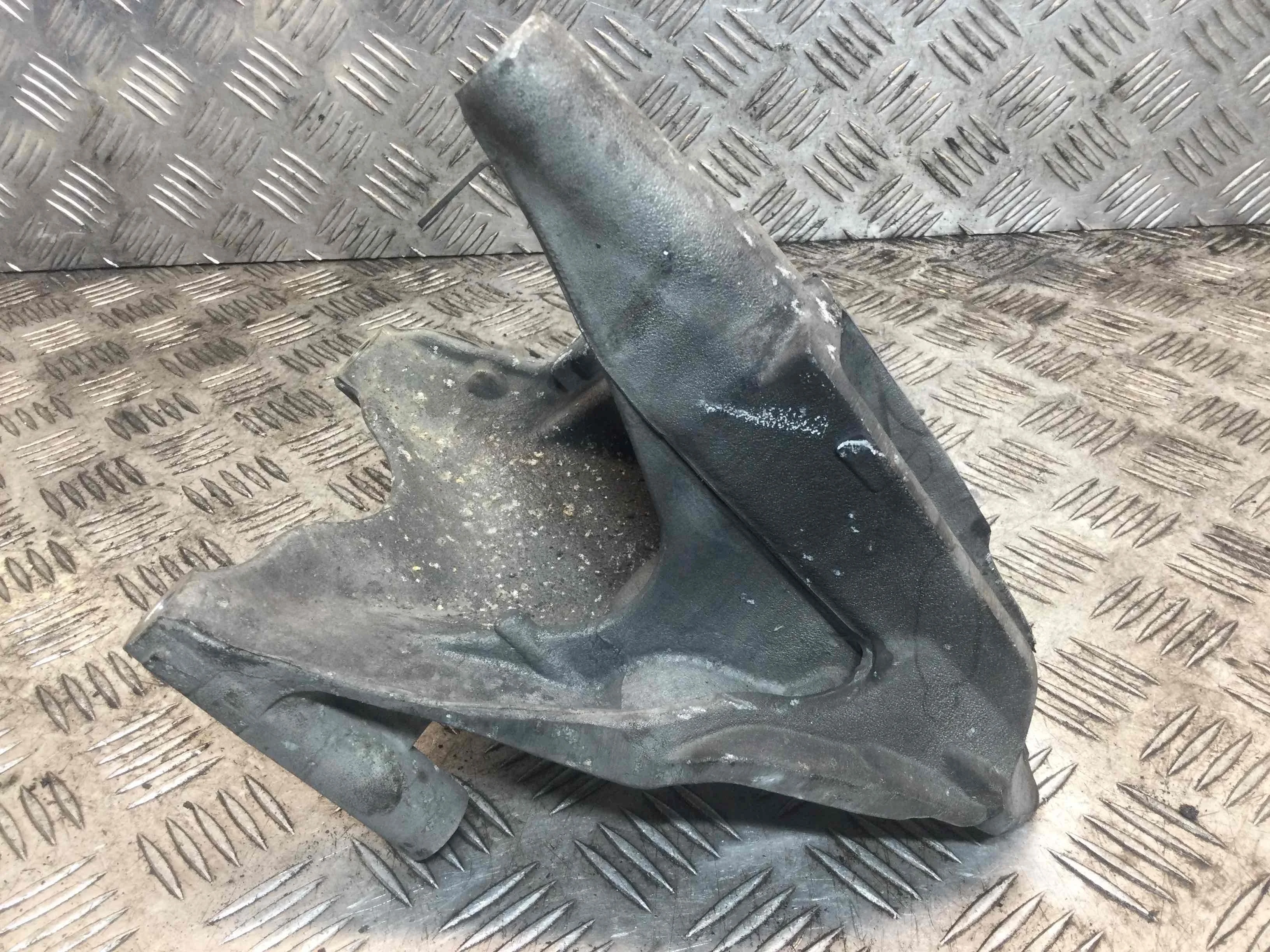 Кронштейн двигателя Mercedes E-klasse E-klasse (W211) 2002 - 2009 дизель 3.0 CDI Автомат Седан