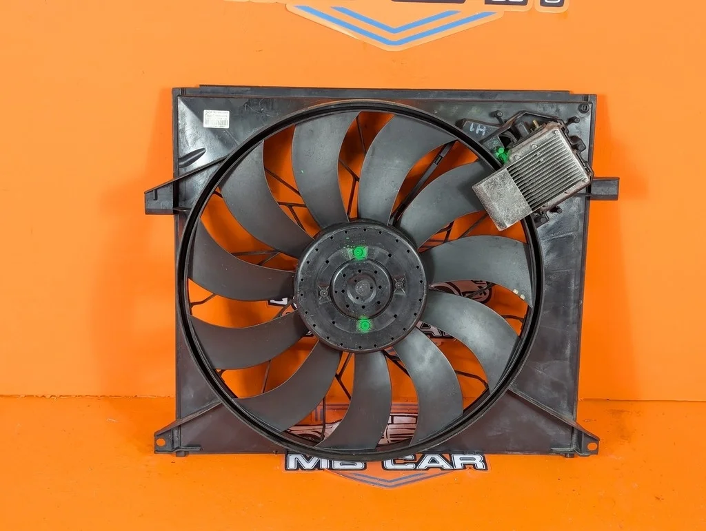 Вентилятор основной Mercedes-Benz