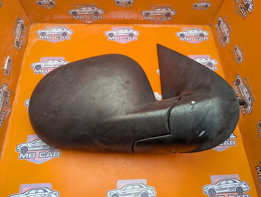 Зеркало правое Mercedes-Benz