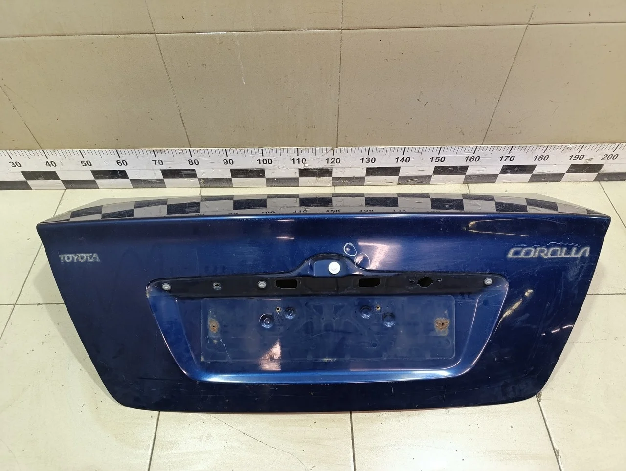 Крышка багажника Corolla E12 2001-2006