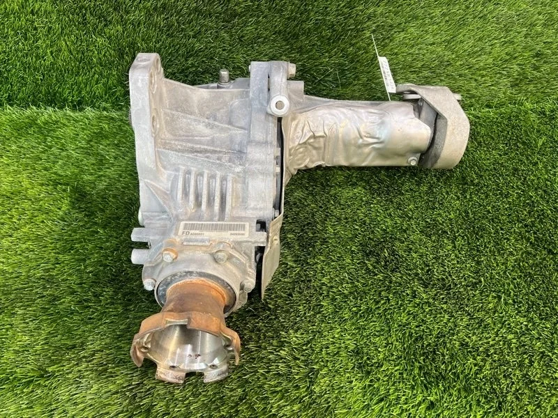 Раздаточная коробка Chevrolet Captiva 2014 23247709 C140 LE9