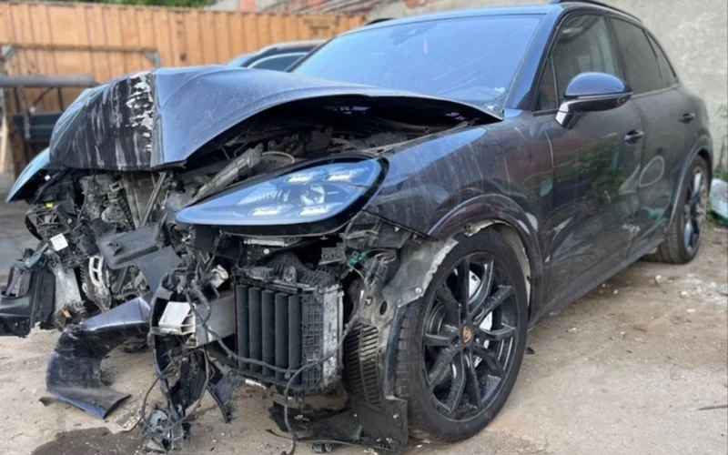 Продажа Porsche Cayenne 4.0 (550Hp) (MDC UA) 4WD AT по запчастям