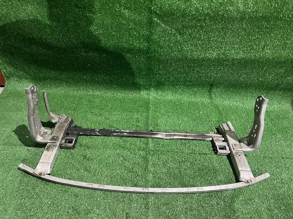 Кронштейн радиатора BMW 2 серия Active Tourer F45 (2014—2018)