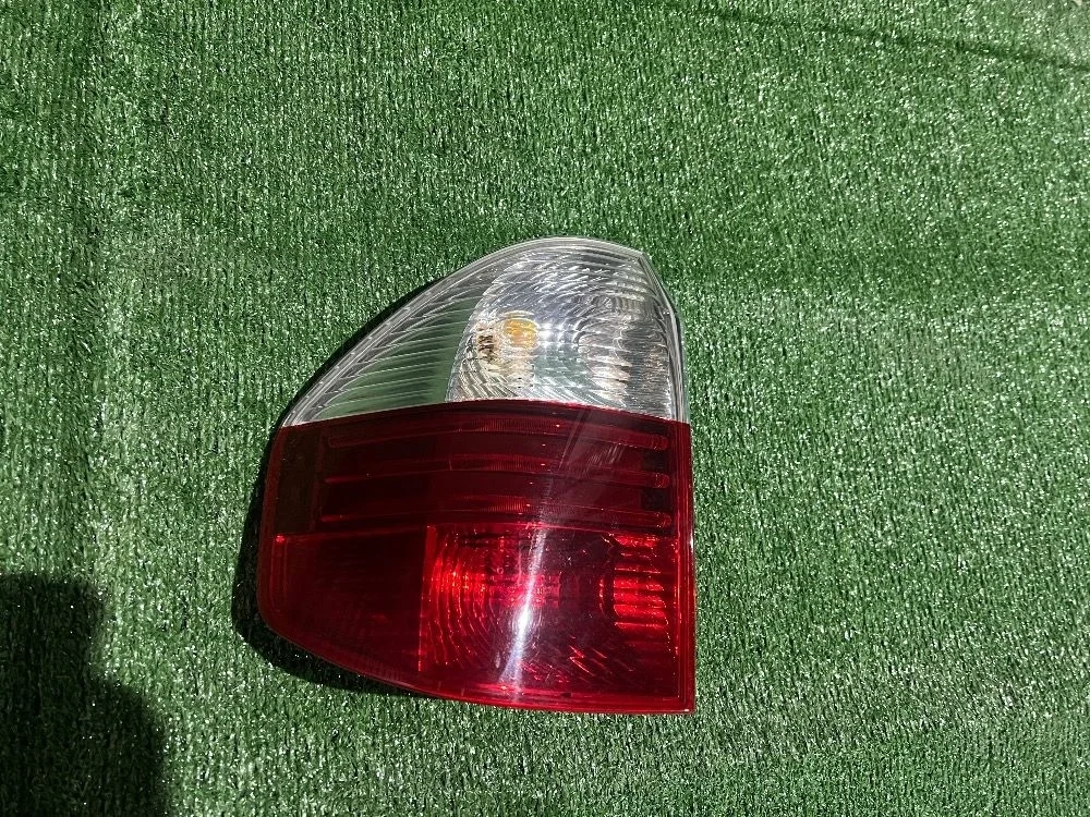 Фонарь задний наружный левый BMW X3 E83 рестайлинг (2006—2010)