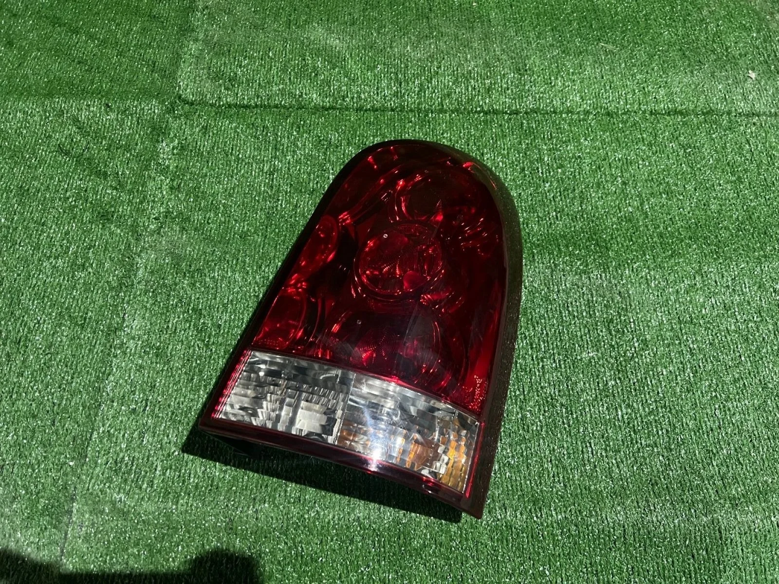 Фонарь задний правый SsangYong Rexton I (2001—2009)