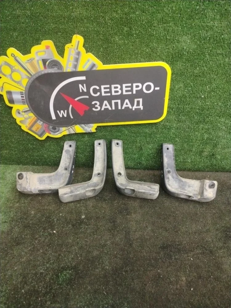 Брызговик Kia Rio 2017 86831H0000 FB G4FG, передний левый