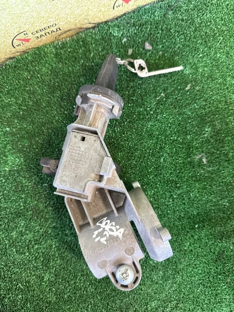 Замок зажигания Opel Corsa 2009 93181730 D Z14XEP