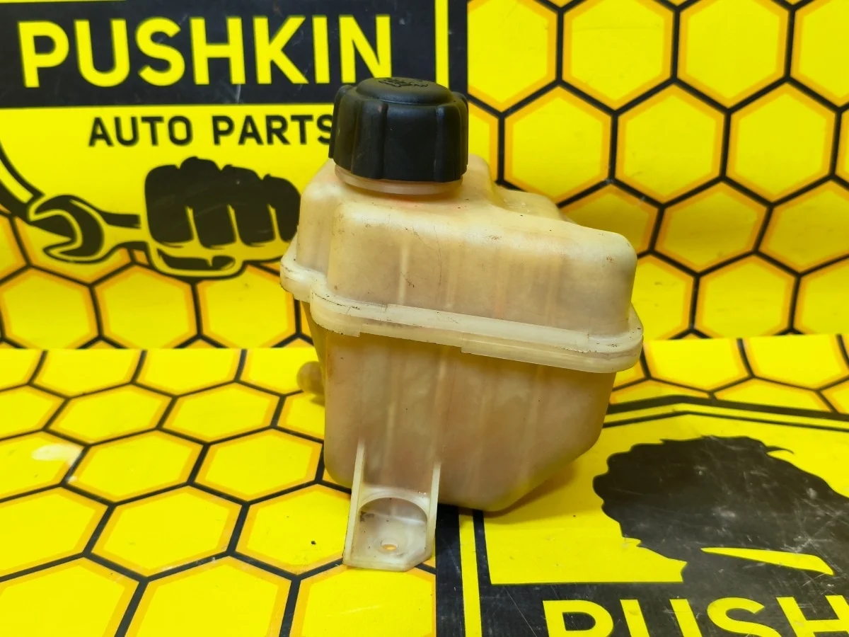 Бачок расширительный Nissan Qashqai 2007 21721JD00B J10 MR20DE