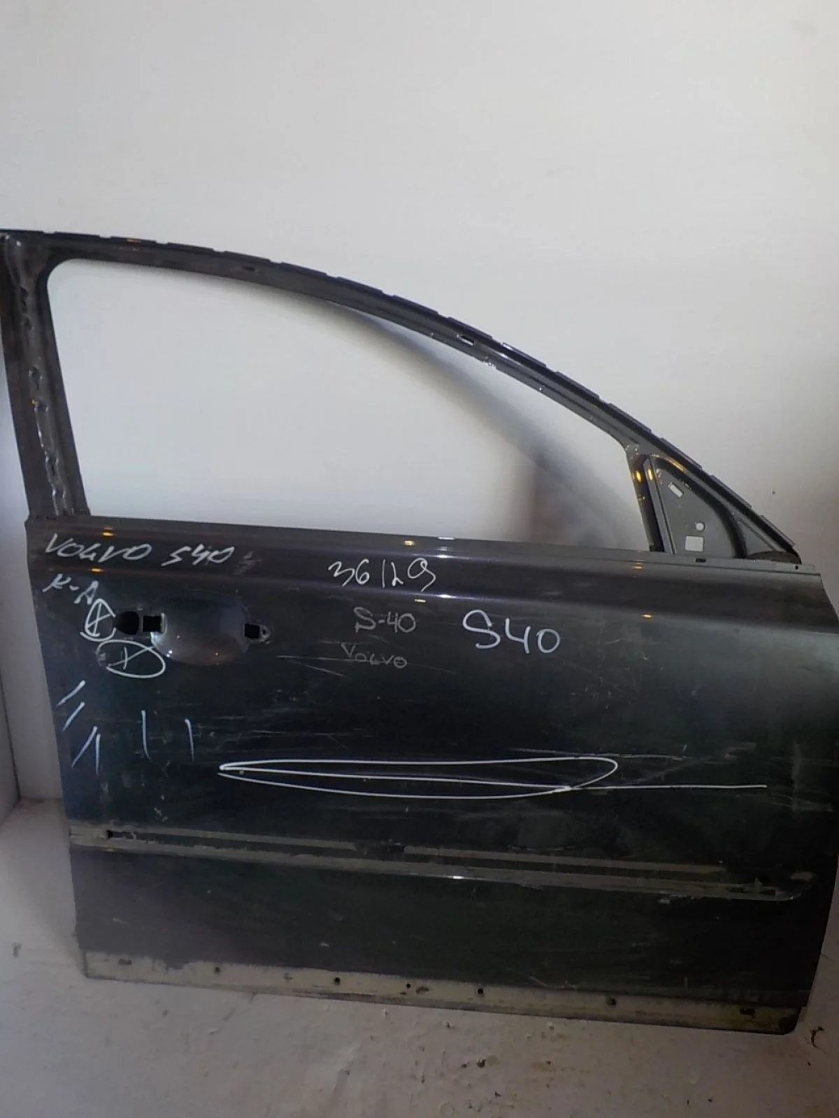 Дверь Volvo S40 II рестайлинг (2007—2012) Перед Право