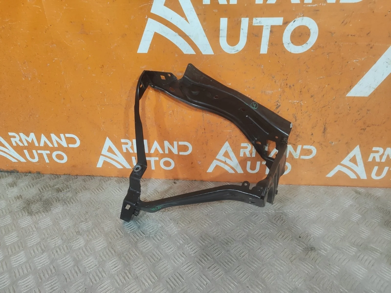 Кронштейн фары Mercedes GLK-Class 2008-2015 X204