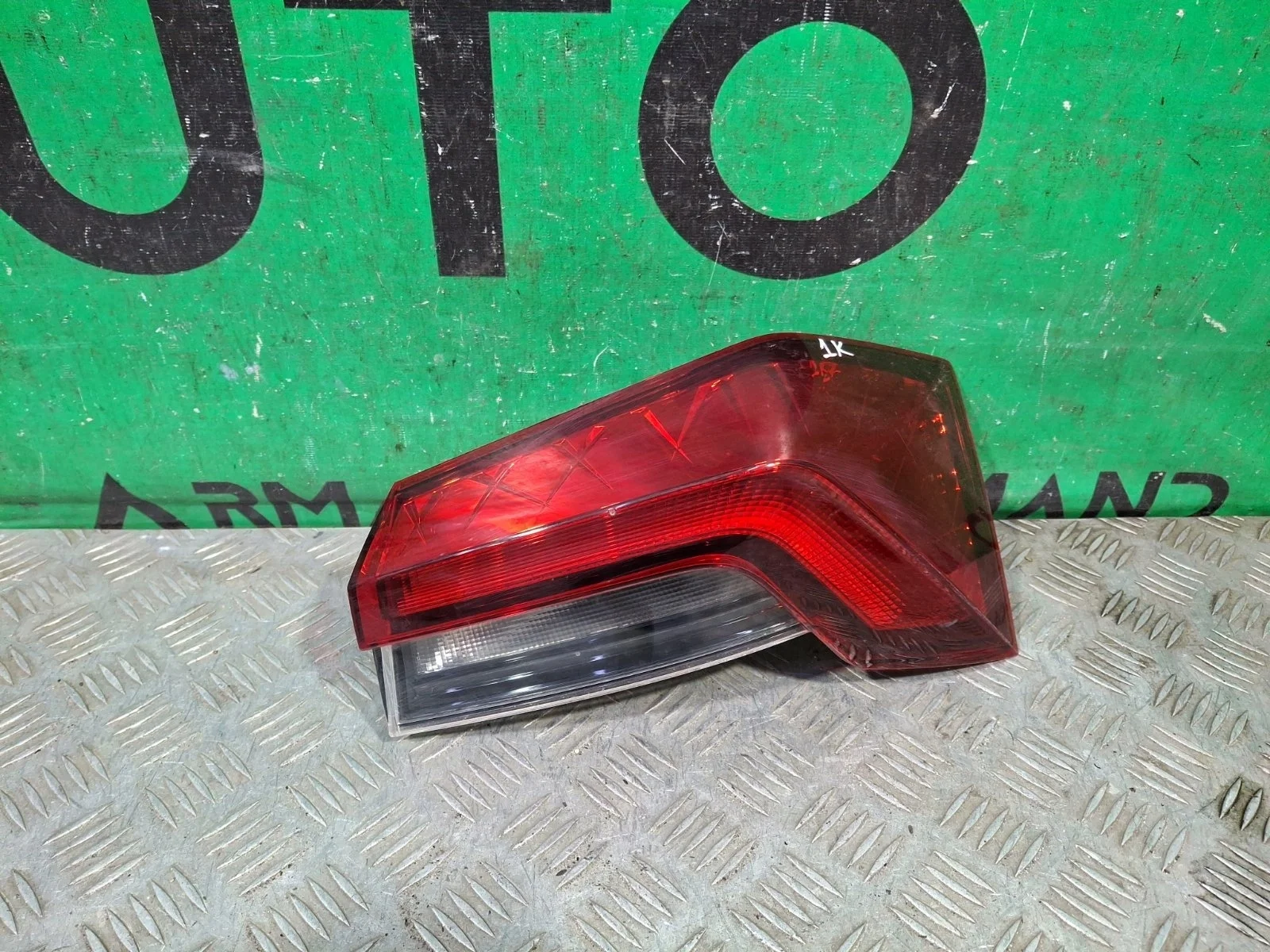 Фонарь внешний Skoda Rapid 2020-нв