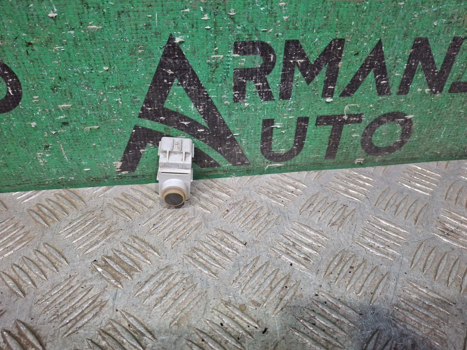 Датчик парктроника Hyundai Solaris 2014-2017