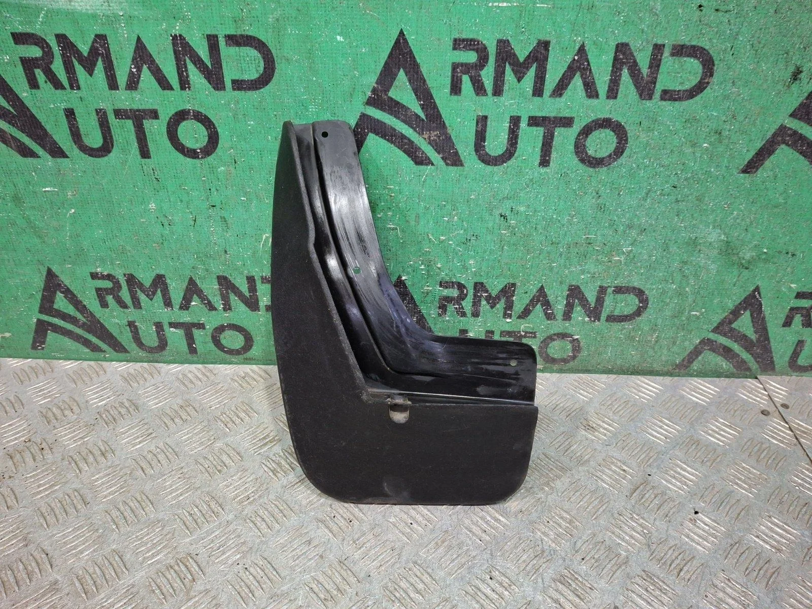 Брызговик Volkswagen Tiguan 2016-нв